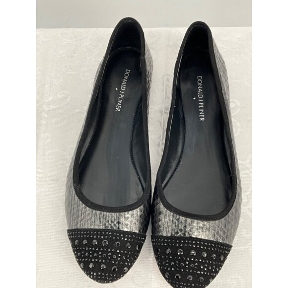 Donald J Pliner Womens Black Snakeskin Embellished Ballet Flats Size 9M - Picture 2 of 8